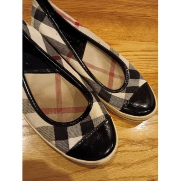 Burberry Nova Check Plaid Ballet Flats Cap Toe Patent Leather Fabric Shoe 38 8 - Picture 4 of 10